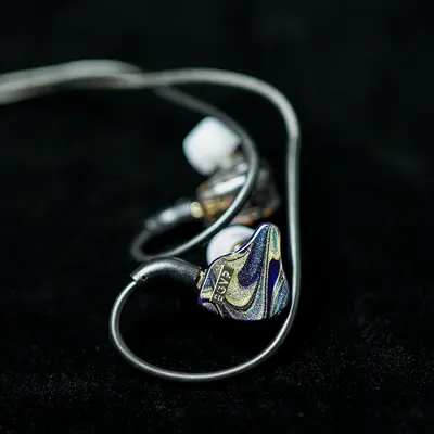 BGVP Butterfly 2DD In Ear Monitor Gaming Headset HiFi Wired Headphones Music Earbuds Earphone 官网产品图
