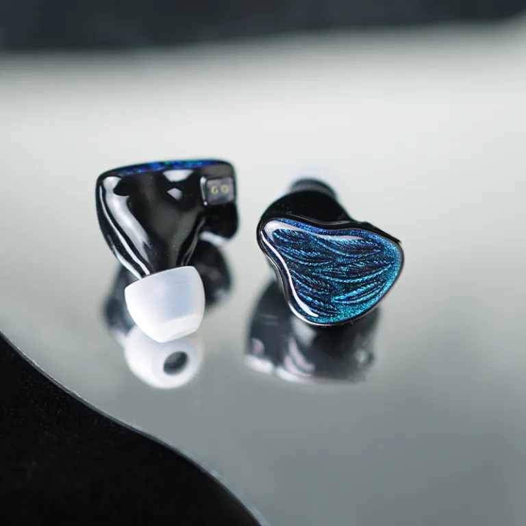 BGVP Feather 4BA+1DD Armature Hybrid Driver HiFi Earphone IEM 官网产品图