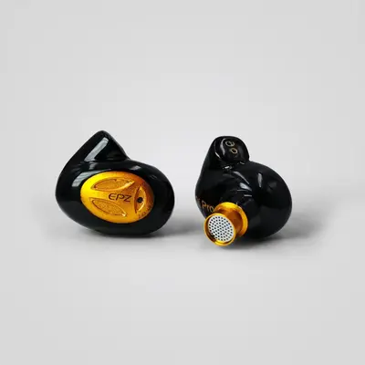 EPZ Q5 Pro IEMs 官网产品图